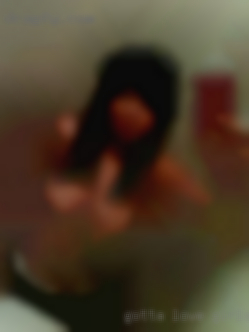 Gotta love girls those up nude skirt shots.